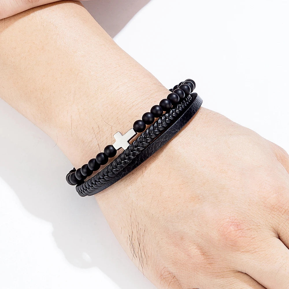 Pulseira Multilayer com Cruz – Couro Multicamadas e Fecho Magnético Masculino