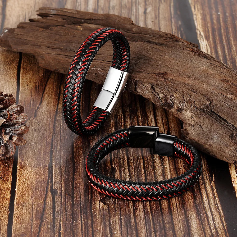 Pulseira Masculina de Couro Trançado com Aço Inoxidável Coral - Design Elegante e Moderno