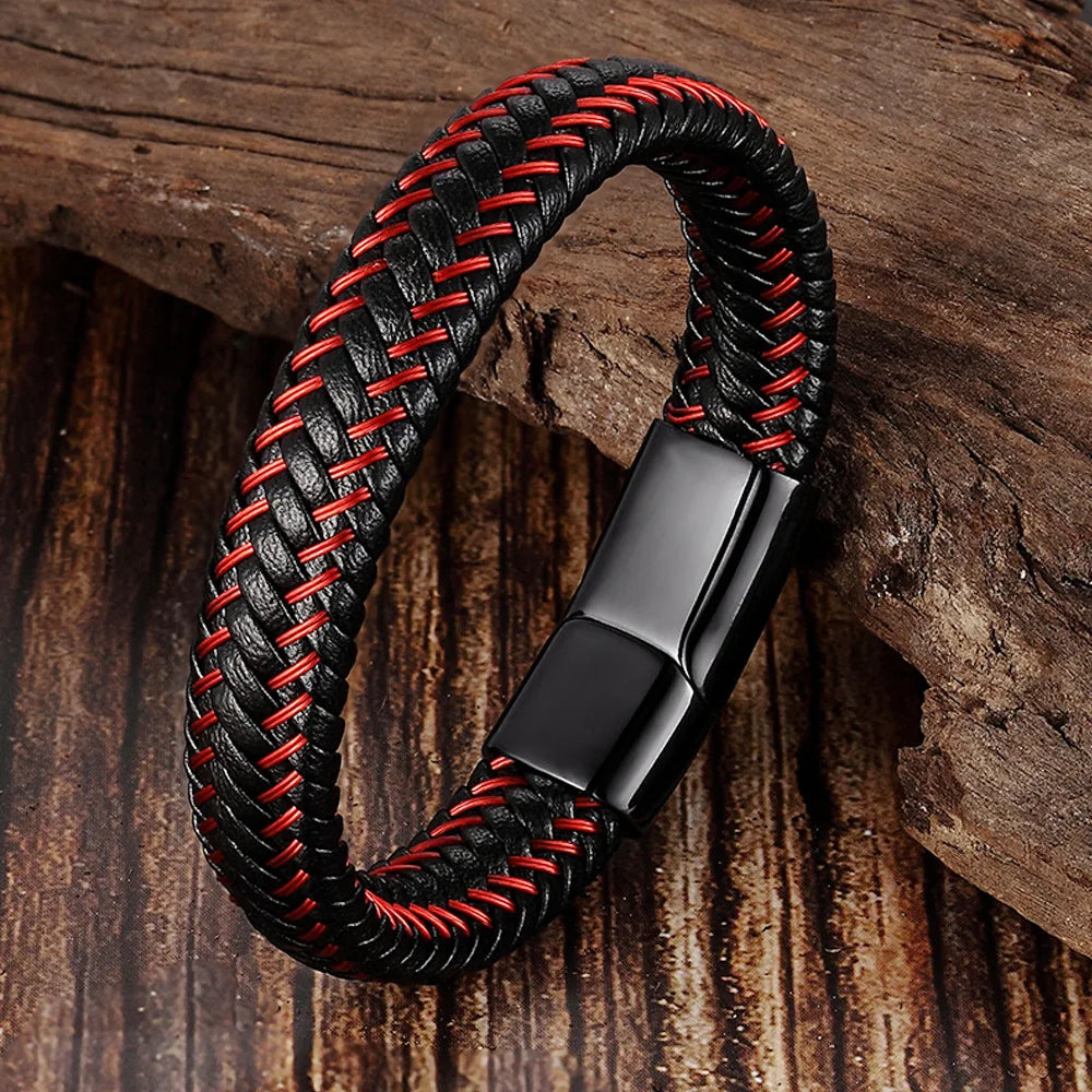 Pulseira Masculina de Couro Trançado com Aço Inoxidável Coral - Design Elegante e Moderno