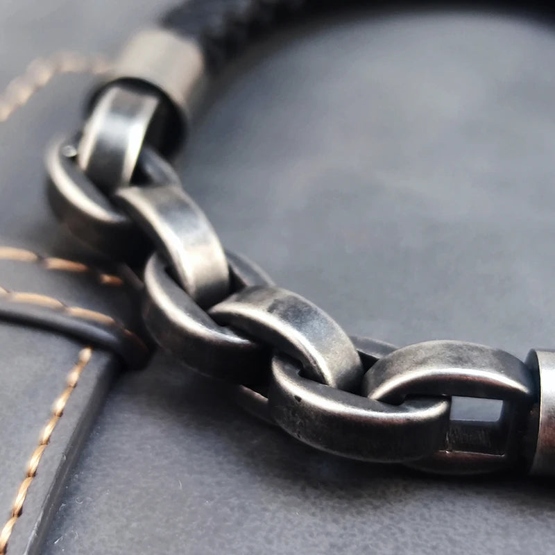 Pulseira Masculina Bilbilis Clássica – Couro com Aço Inoxidável e Fecho Duplo de Segurança