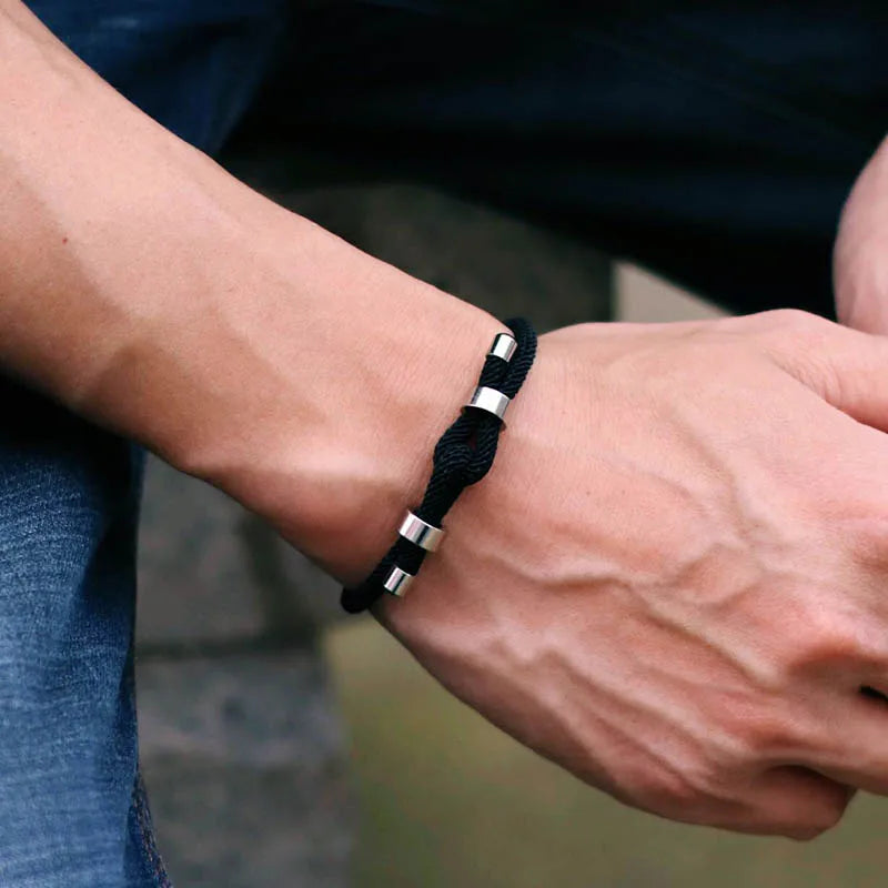 Pulseira Masculina Segontia – Algodão com Aço Inoxidável e Cordão de Corda Estilo Geométrico