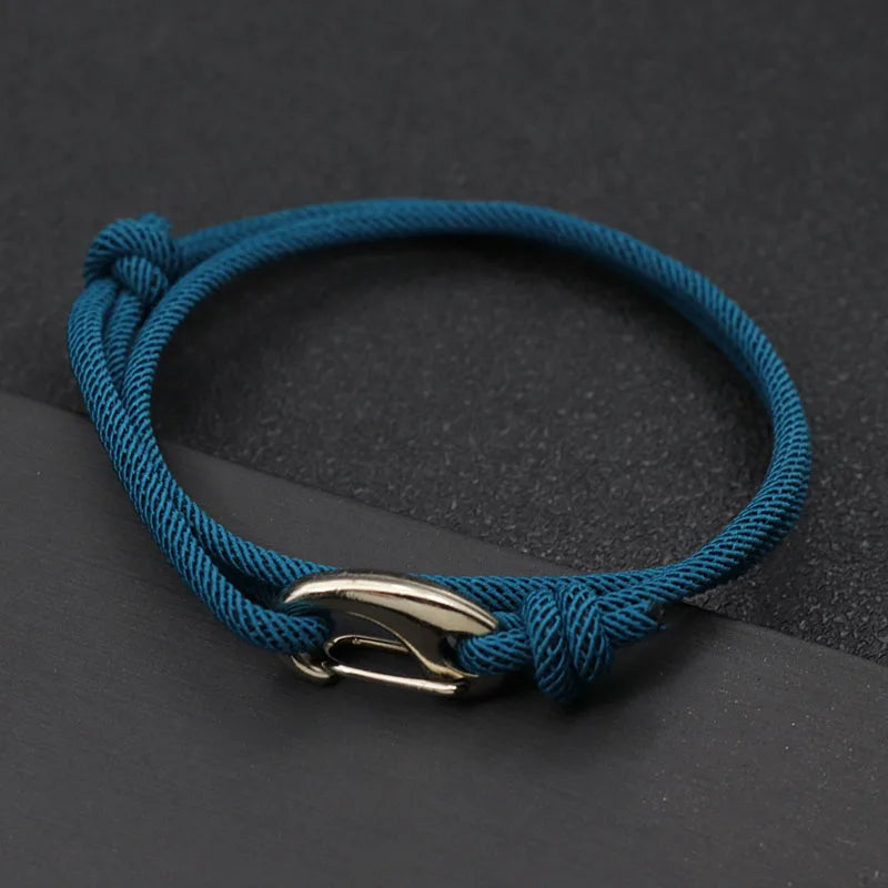Pulseira Masculina Brigantium – Liga de Zinco com Cordão Trançado e Fecho Lagosta Estilo Geométrico